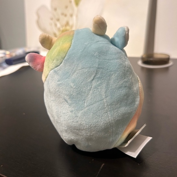 Cow “flip-a-mallow” Plush Toy - Picture 4 of 4